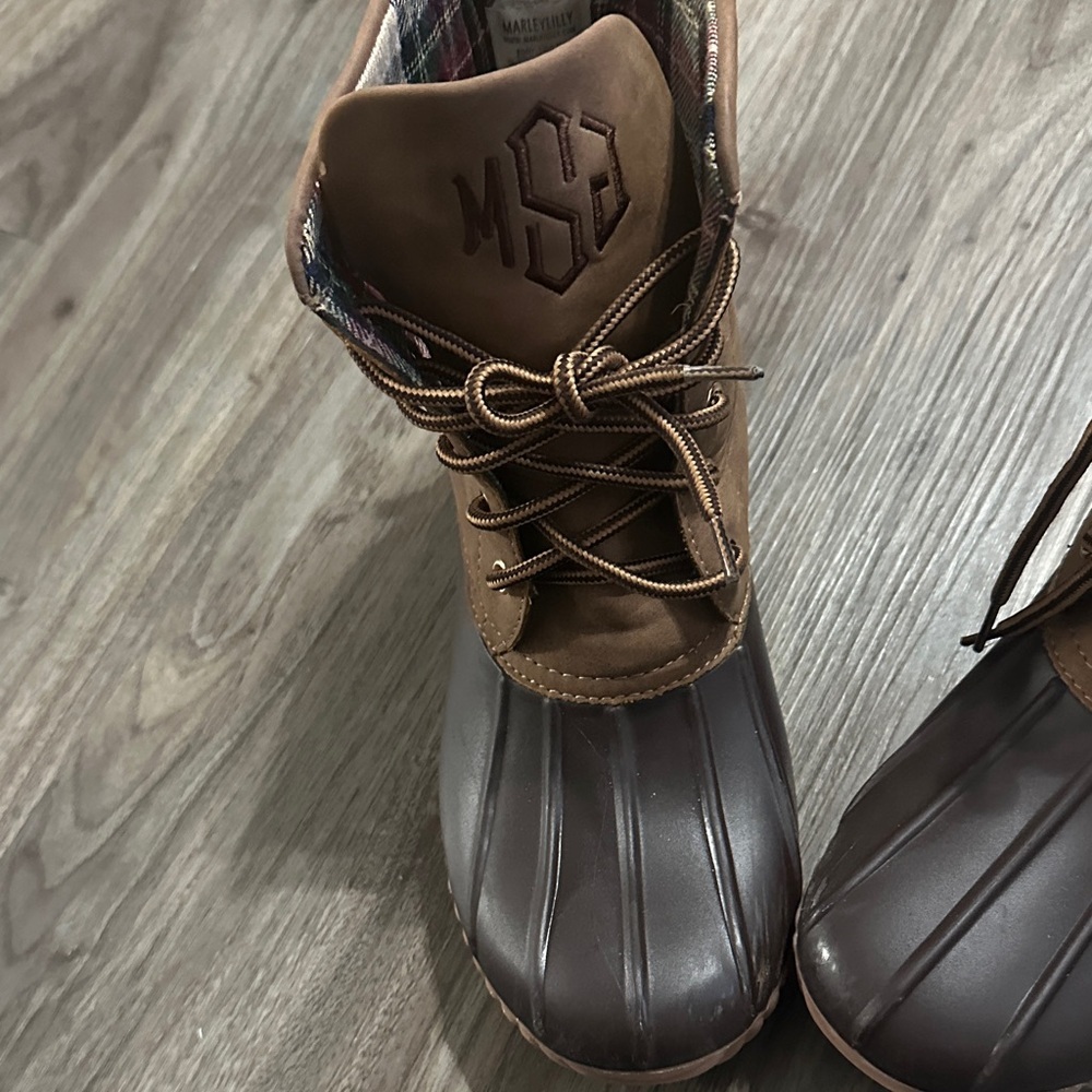 MSR Women's Brown and Black Ankle Boots - Picture 9 of 11